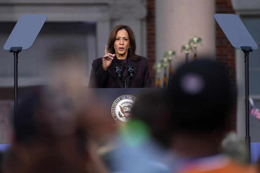 Phó Tổng thống Mỹ Kamala Harris thừa nhận thất bại của bà trước ứng viên Donald Trump của đảng Cộng hòa