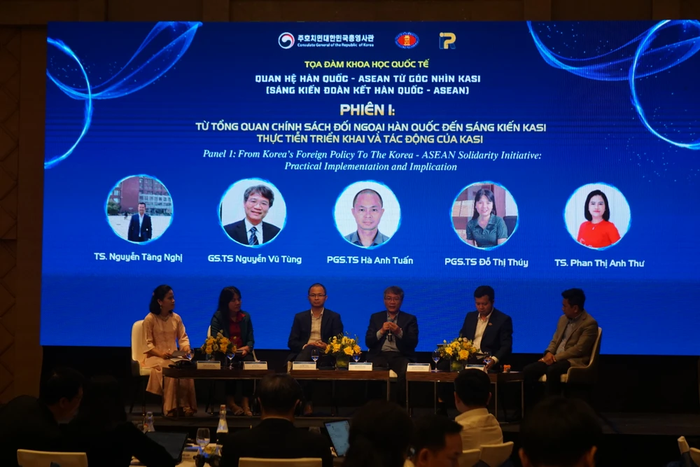 sang-kien-doan-ket-han-quoc-asean-soi-chi-do-trong-quan-he-han-quoc-asean (4).JPG