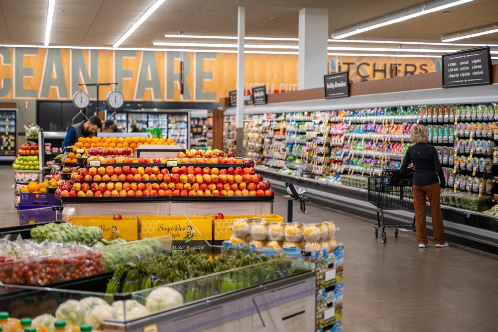 nhung-thach-thuc-kinh-te-lon-dang-cho-ong-trump (1).jpg