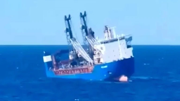 Tàu Ursa Major (Nga) bị chìm ở Tây Địa Trung Hải (1).jpg