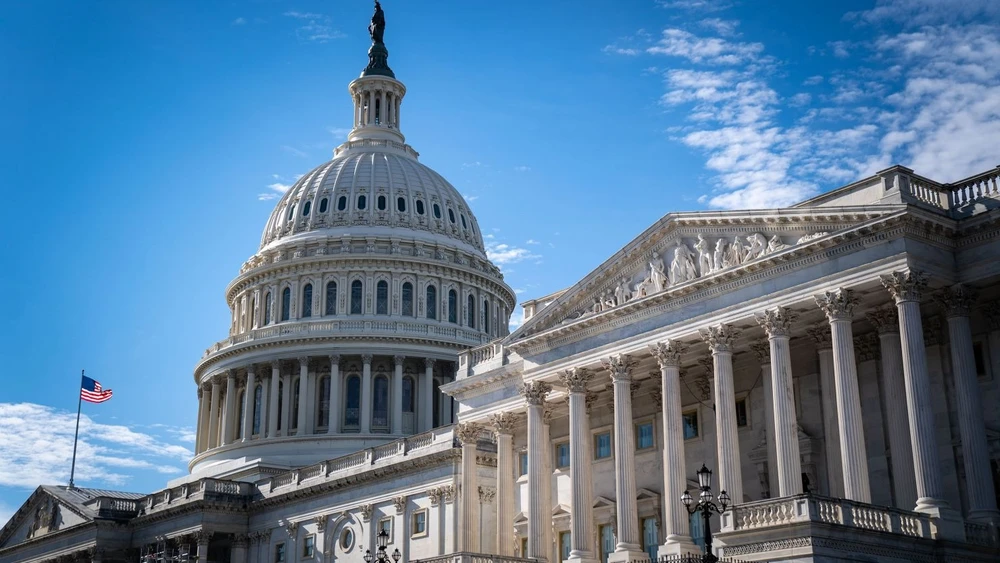 ha-vien-my-truoc-ap-luc-bau-chu-tich (2).jpg