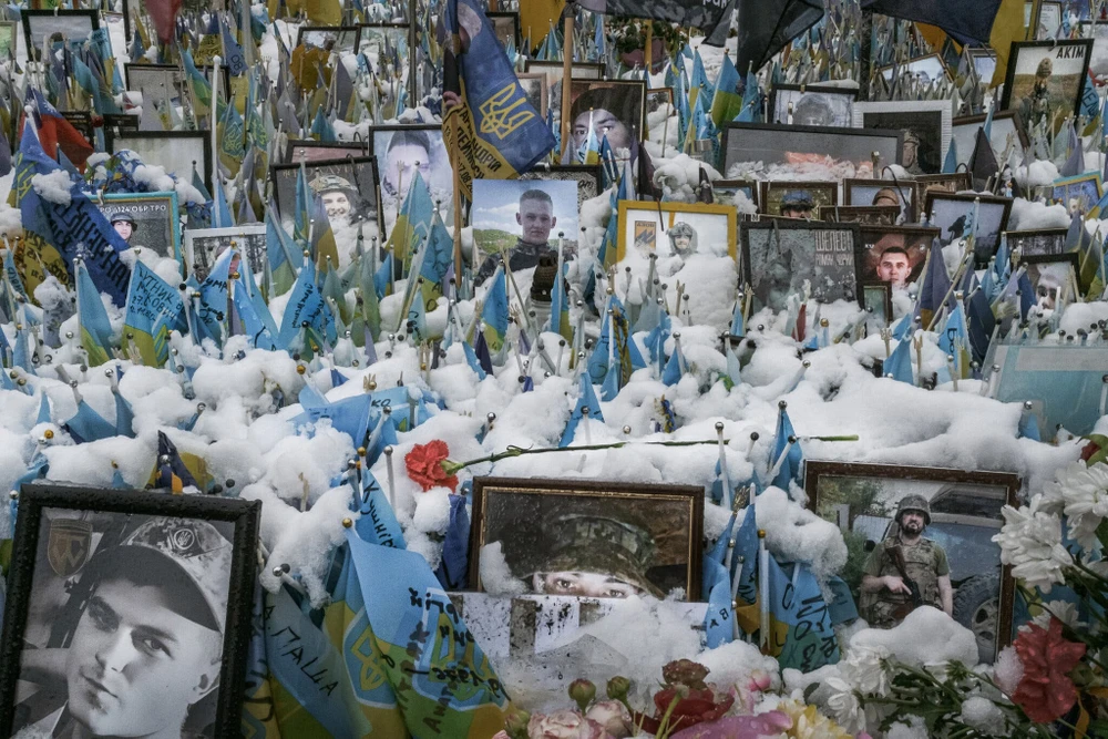 ton-that-binh-si-lon-o-ca-hai-phia-nhung-ukraine-moi-la-ben-gap-nguy-hiem (2).jpg