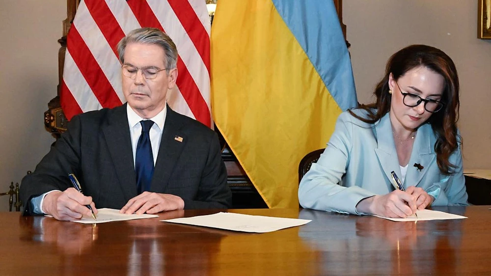 Mỹ: Thỏa thuận khoáng sản củng cố vị thế của ông Trump trong đàm phán với Nga