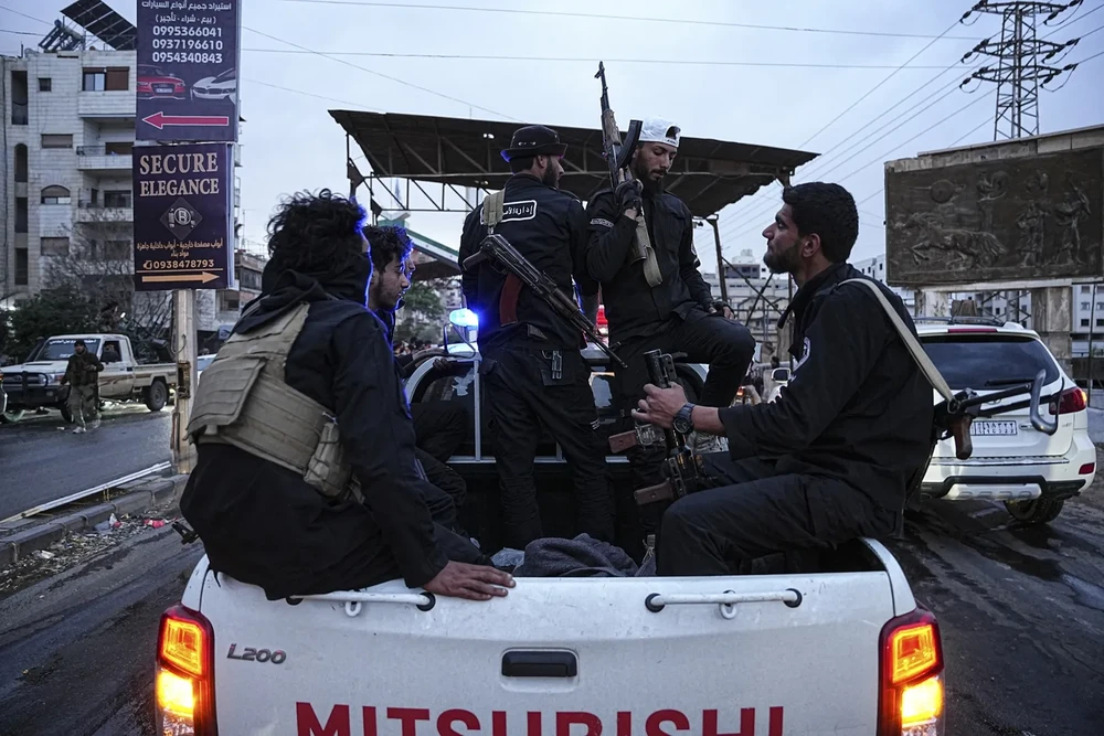 Israel không kích gần dinh tổng thống Syria để gửi ‘thông điệp’ đến ông al-Sharaa