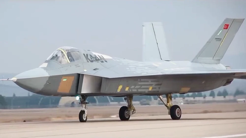 Hai tiêm kích tàng hình sẽ thay đổi bản đồ không quân thế giới