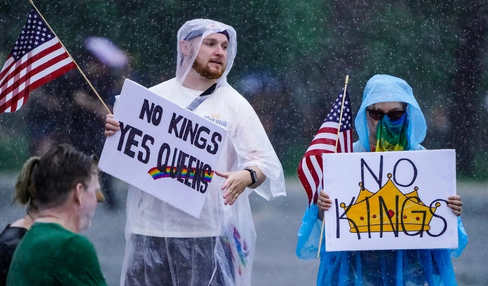 Mỹ: Biểu tình quy mô lớn trên toàn quốc vào sinh nhật ông Trump