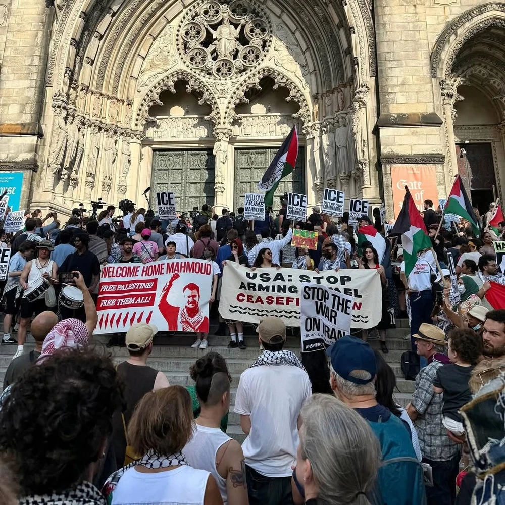 Israel mở đợt không kích mới, Iran đáp trả bằng tên lửa; Ông Trump chỉ báo trước cho phe Cộng hòa vụ Mỹ tấn công Iran?