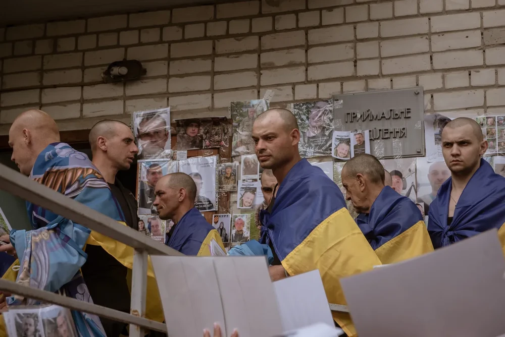 Hậu trường các cuộc trao đổi tù binh giữa Nga-Ukraine