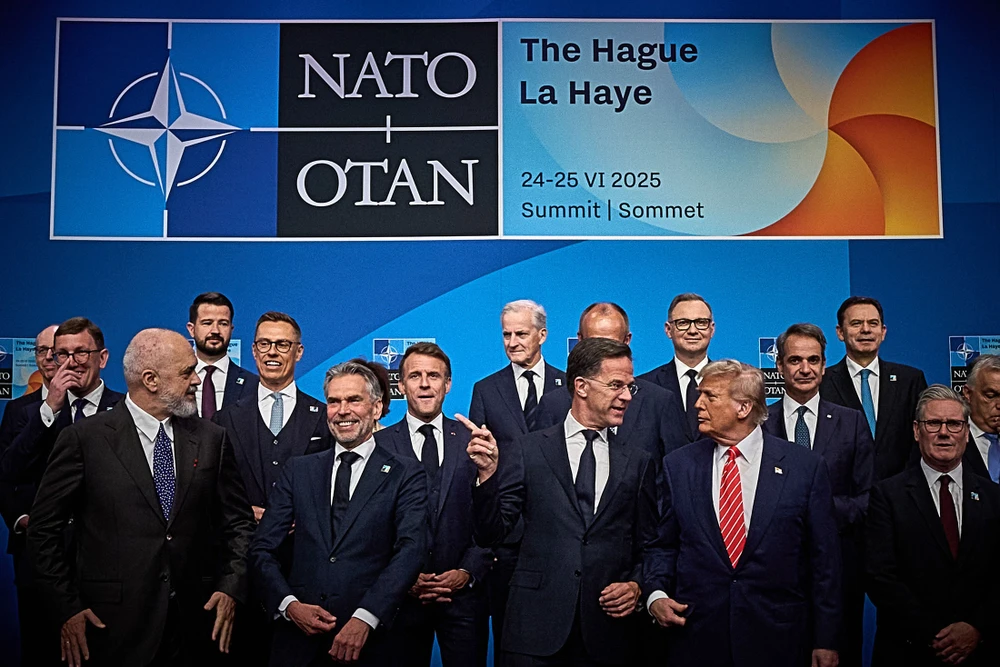 Trọng tâm thượng đỉnh NATO: Chi tiêu quốc phòng, ông Trump và Nga