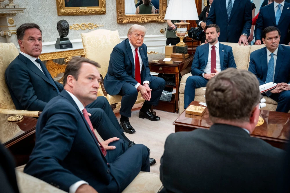 Đàm phán hòa bình Ukraine sẽ nhanh hơn sau tối hậu thư từ ông Trump?