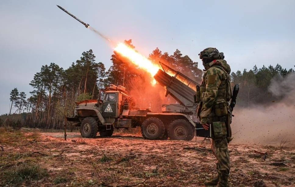 Chiến sự Nga - Ukraine 27-7: UAV Nga không kích loạt tỉnh thành ở Ukraine; Có tin Moscow dùng vũ khí mới trên chiến trường