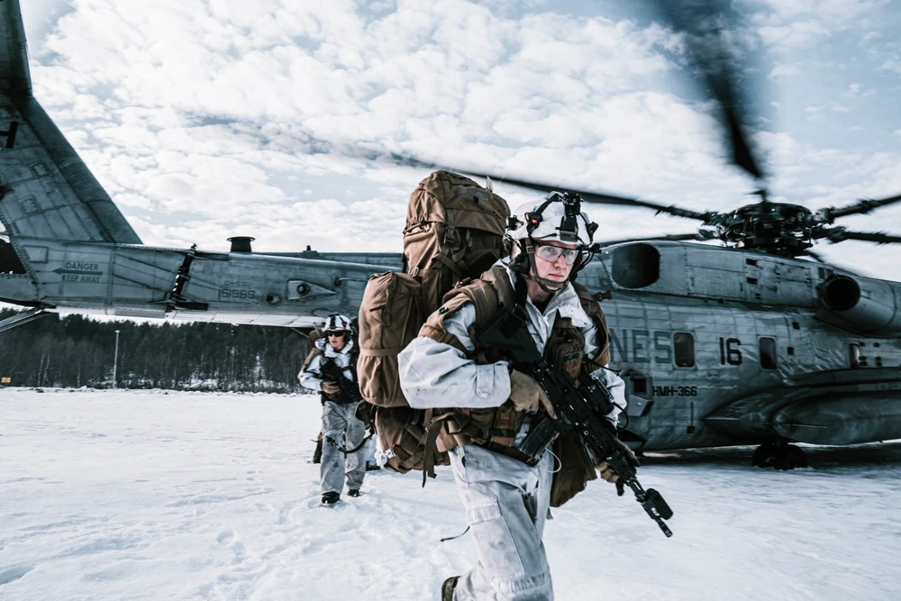 Bắc Cực khắc nghiệt thử thách lực lượng Mỹ và đồng minh