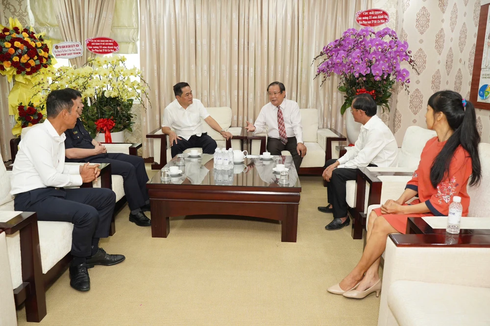 Báo Pháp Luật TP.HCM.jpg