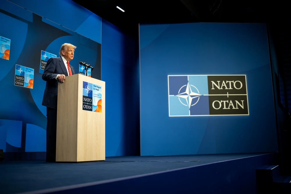 Liệu EU và NATO có thể áp thuế lên Trung Quốc và Ấn Độ như mong muốn của ông Trump?