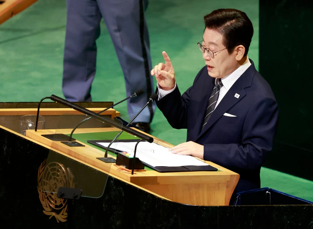 Tổng thống Hàn Quốc phát biểu tại LHQ, cam kết tìm kiếm hoà bình với Triều Tiên
