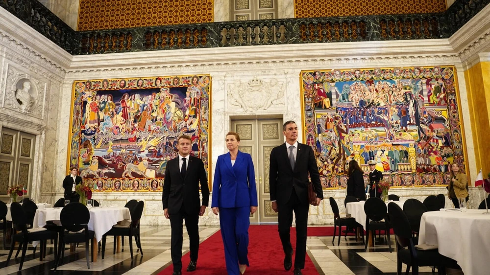 EU nhất trí xây dựng 'bức tường UAV' sau các vụ vi phạm không phận