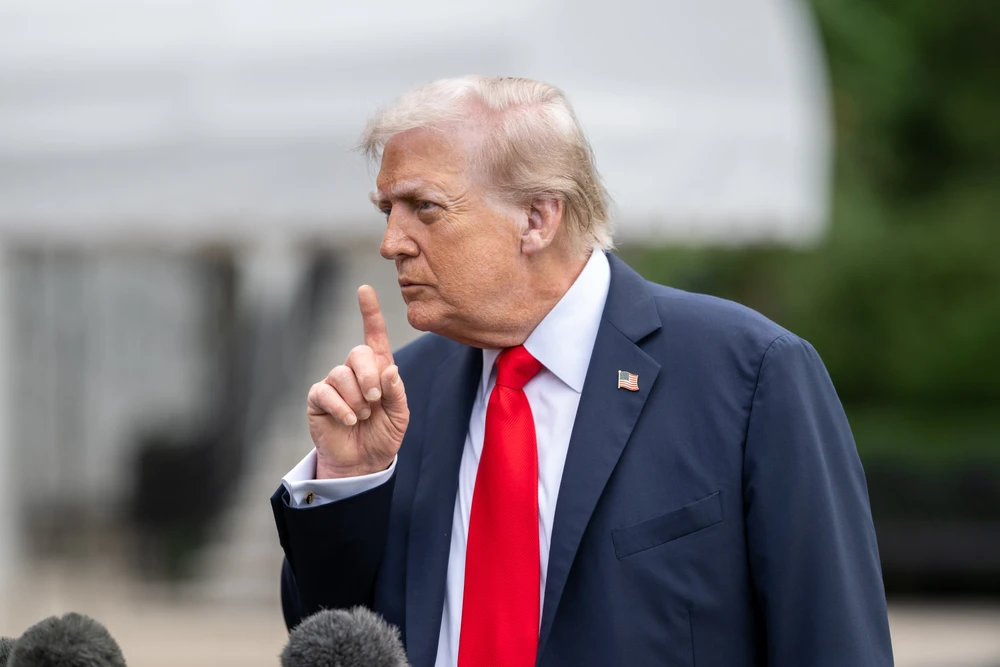 Ông Trump: Mỹ muốn giúp Trung Quốc