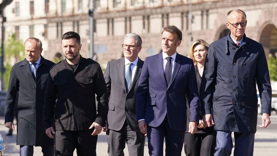 Châu Âu chạy đua cứu Ukraine khỏi cảnh hết tiền