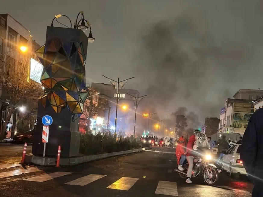 Biểu tình lan rộng ở Iran, cảnh sát bắt giữ những người cầm đầu