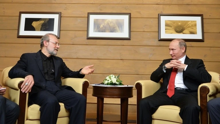 Ông Putin tiếp Thư ký Hội đồng An ninh Quốc gia Iran trong cuộc gặp không báo trước