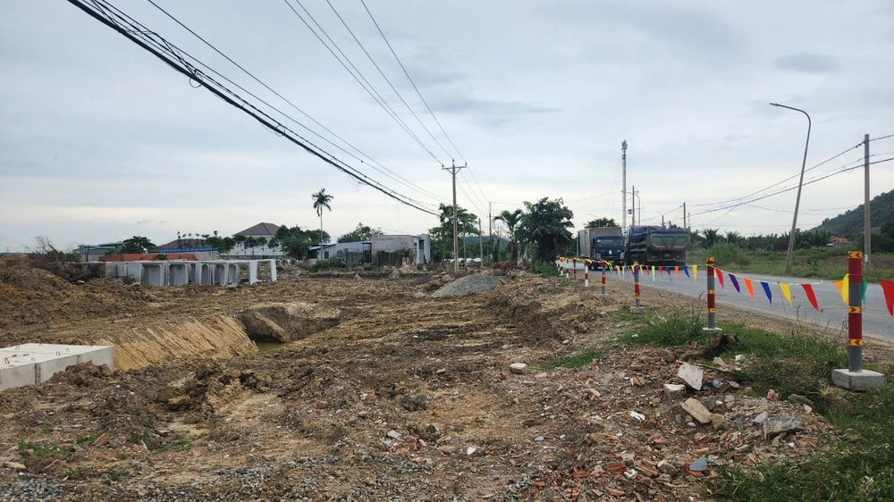 Cao tốc Biên Hòa- Vũng Tàu đoạn qua địa bàn xã Châu Pha, thị xã Phú Mỹ cũng đang được nhà thầu triển khai thi công. Ảnh: TK