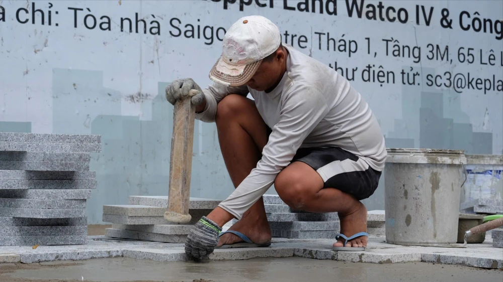 chào mừng Lễ 30-4.