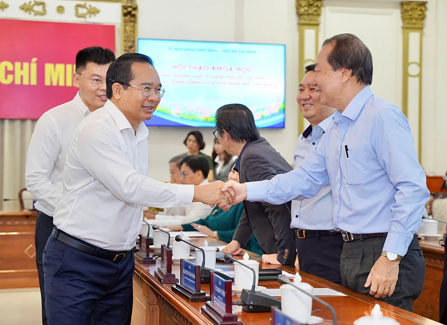 TP.HCM phản ứng nhanh, giữ mục tiêu tăng trưởng 8,5%