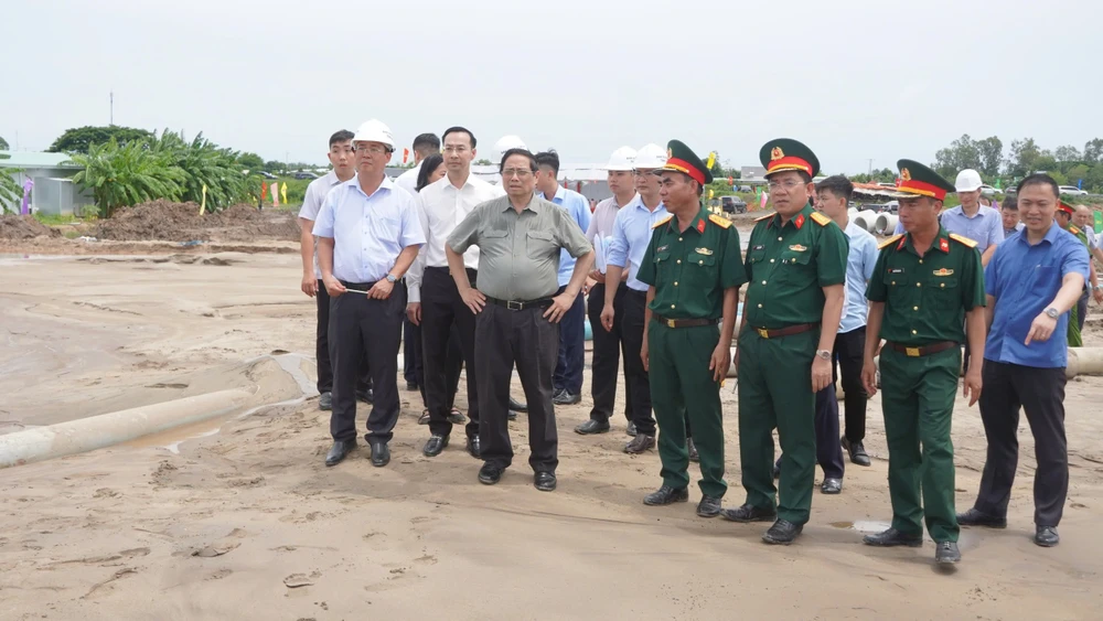 cao tốc Châu Đốc - Cần Thơ - Sóc Trăng 1.jpg