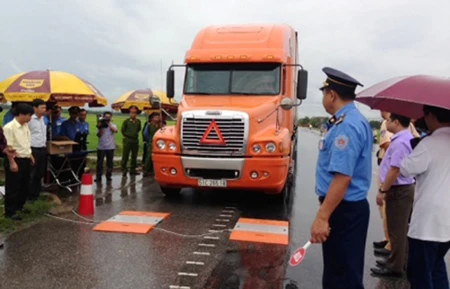 4 tháng xử lý gần 29.500 xe ... "phá đường" ảnh 1