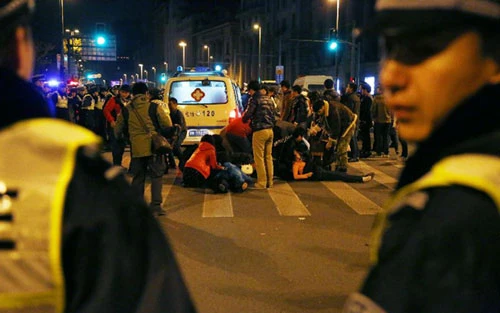 Chủ tịch Trung Quốc yêu cầu điều tra nguyên nhân vụ thảm kịch giẫm đạp ảnh 1