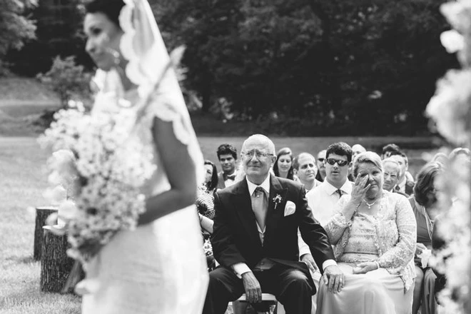 Nước mắt nụ cười của cha trong ngày cưới con gái ảnh 7