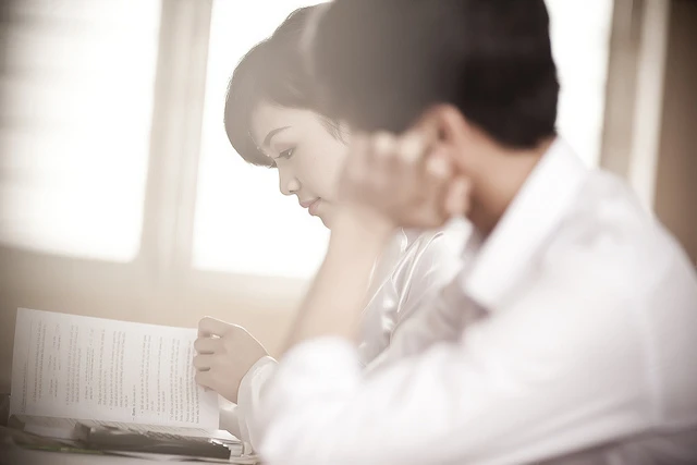 15 dấu hiệu của người đàn ông thiếu tự tin ảnh 4