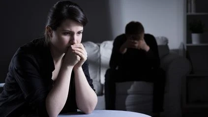 Tháo nhẫn không dễ như ta tưởng ảnh 2