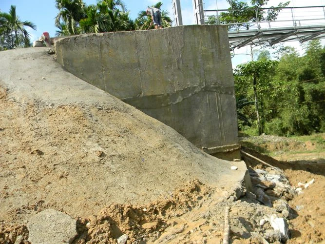 Khắc phục xong sự cố cầu treo 3 tỉ mới xây đã hỏng ảnh 3