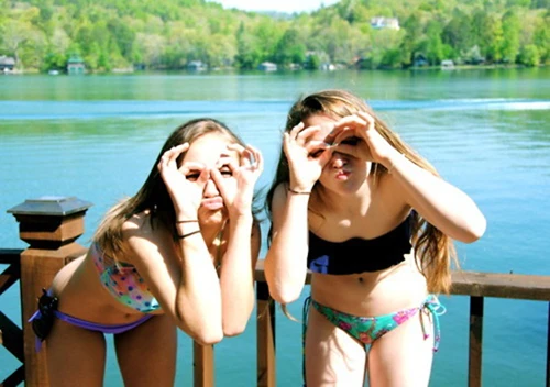 9-bieu-hien-kinh-dien-cua-co-nang-hao-sac