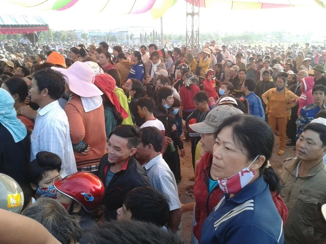 Chùm ảnh: Toàn cảnh phiên tòa xét xử trọng án thảm sát Bình Phước ảnh 18