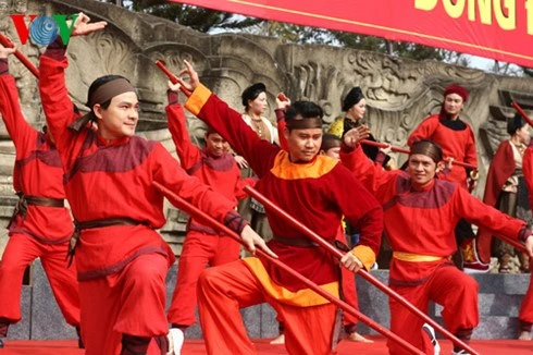 ngay xuan va trong tran quang trung hinh 0