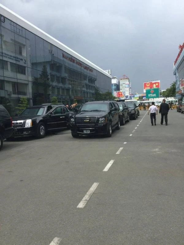 Tổng thống Obama kết thúc ngày làm việc đầu tiên tại TP.HCM ảnh 60