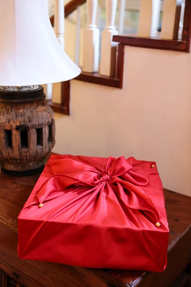 Món quà đặc biệt UBND TP.HCM tặng đệ nhất phu nhân Obama ảnh 4