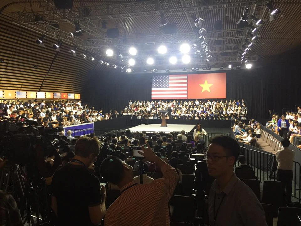 Tổng thống Obama kết thúc tốt đẹp chuyến thăm Việt Nam ảnh 8