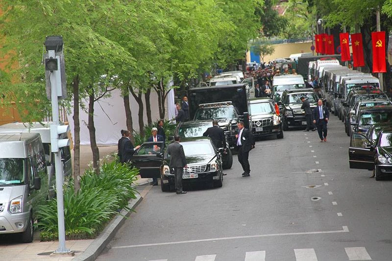 Tổng thống Obama kết thúc tốt đẹp chuyến thăm Việt Nam ảnh 23