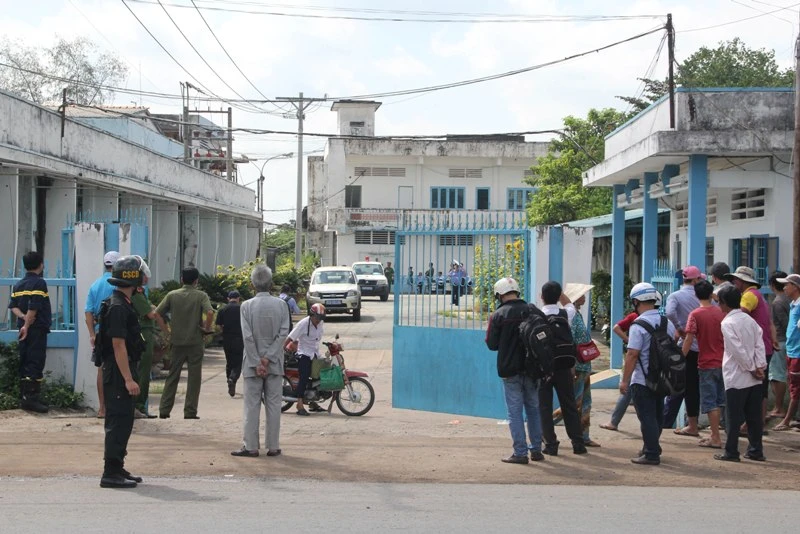 phóng viên bị đánh