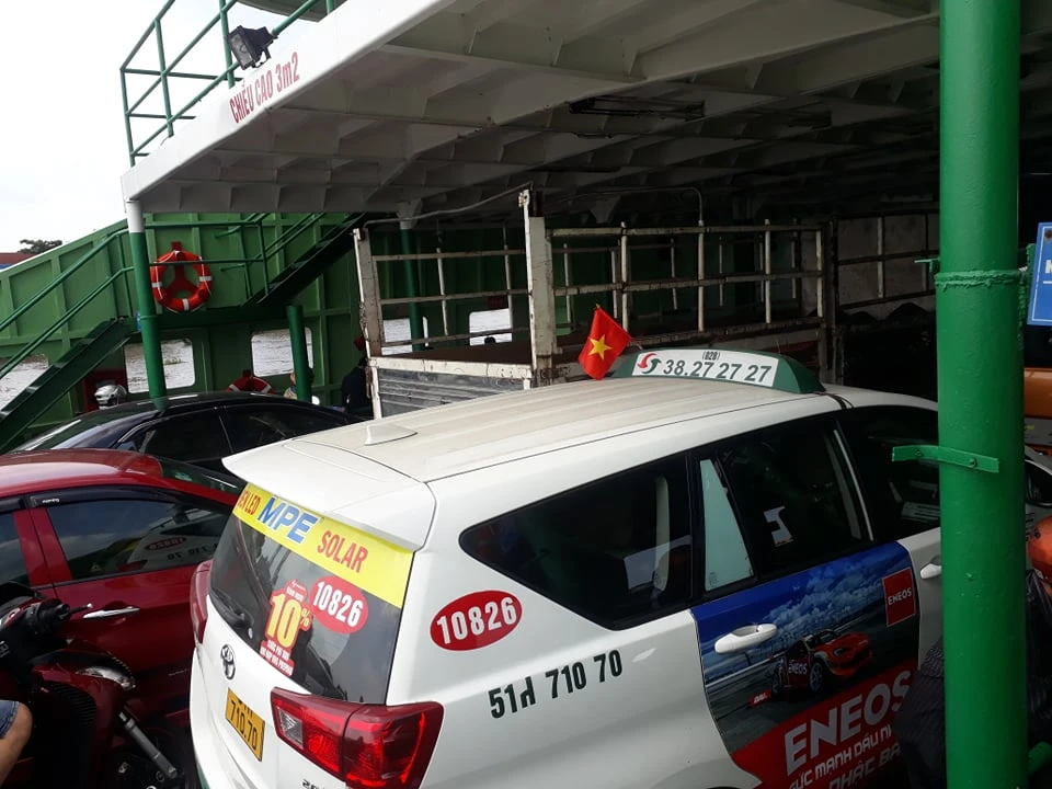 Kẹt xe tại phà Cát Lái: 3 tiếng nhích 1km ảnh 6