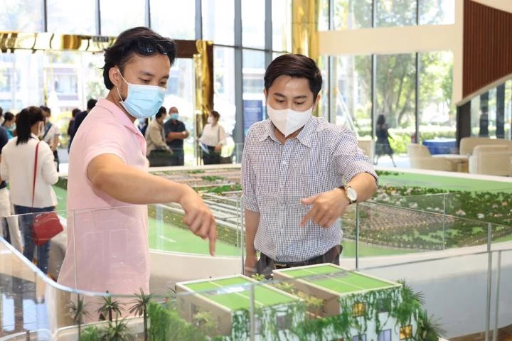 Tín dụng cho vay kinh doanh bất động sản tăng mạnh.