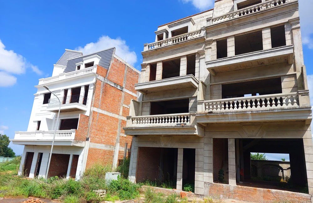 tổ hợp khách sạn và nhà phố thương mại tại TP Pleiku đứng hình