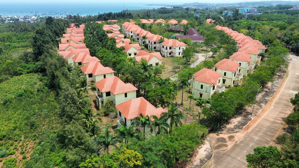 Hoang phí khu biệt thự chuyên gia triệu USD ở Dung Quất