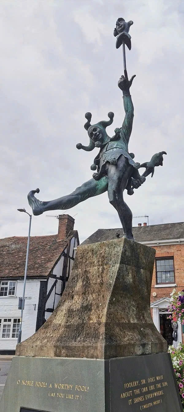 ga-kho-o-dau-duong-nha-shakespearea