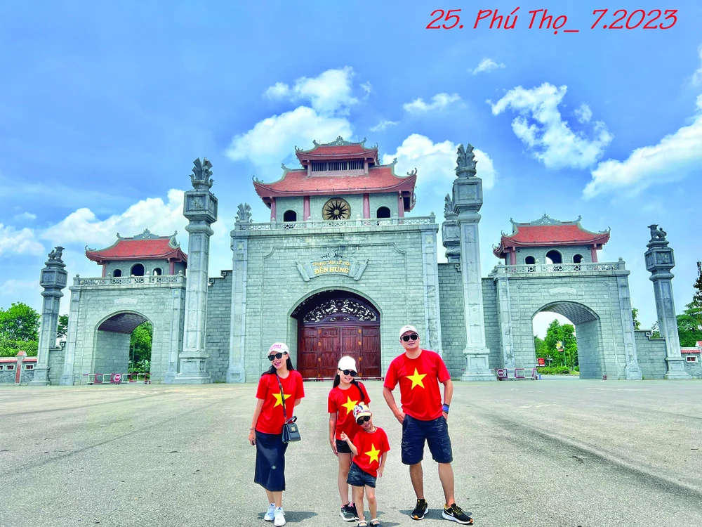 áo cờ đỏ sao vàng