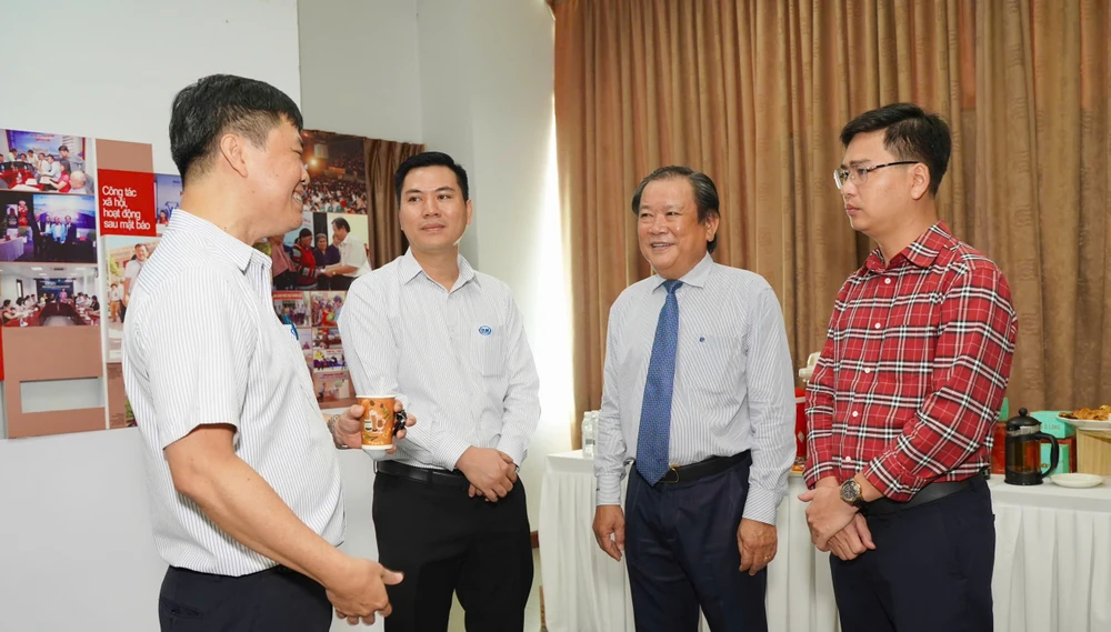 ngăn chặn hàng giả