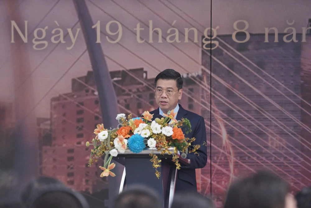 NGUYỄN VĂN DŨNG - PCT TPHCM .jpg